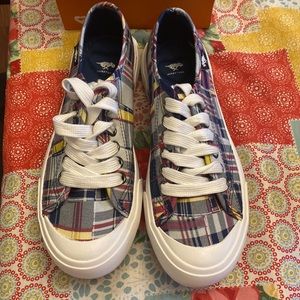Rocket Dog sneakers. Size (7)